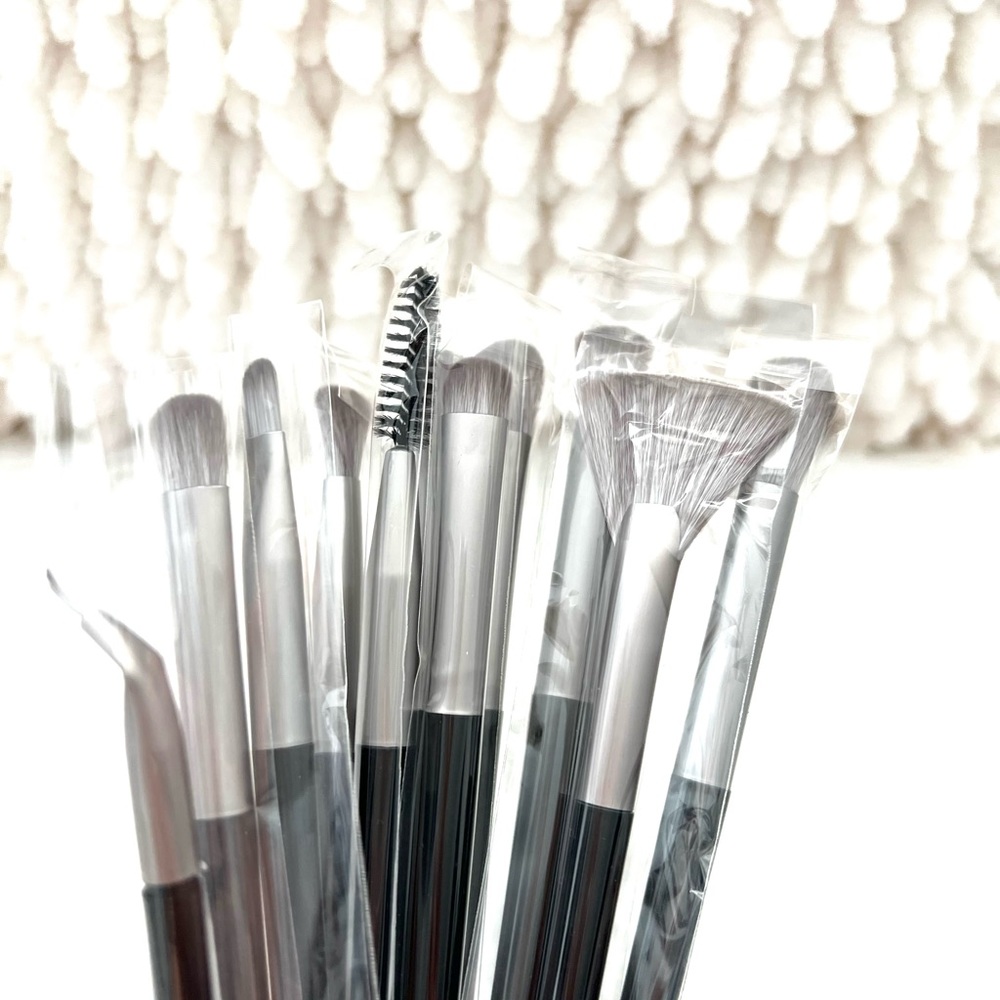 Eyeshadow brushes - Picture 4 of 6